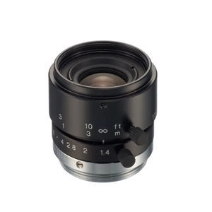fixed-focus camera objective 1