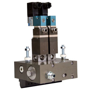 hot-melt glue dispensing machine