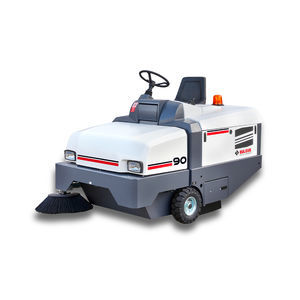 ride-on sweeper 1