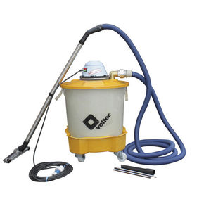 industrial vacuum cleaner