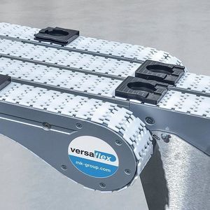 cans conveyor system