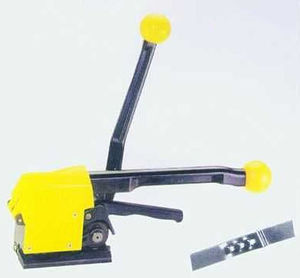 手动捆扎装置和张紧器