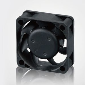 安装在墙上的粉丝