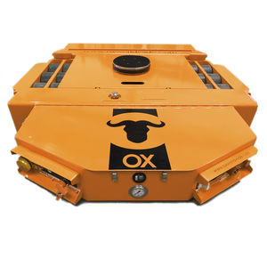 battery-powered self propelled trolley