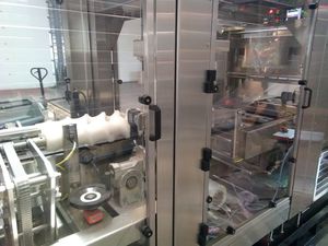 automatic shrink wrapping machine