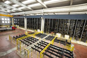 vertical automatic storage system