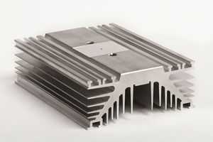 aluminum heatsink / extruded