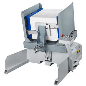 stationary pile turner