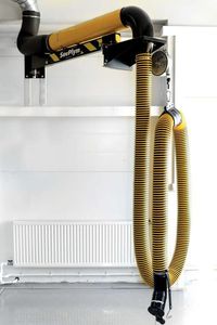 fixed extraction arm