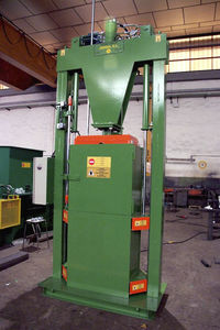 vertical baling press