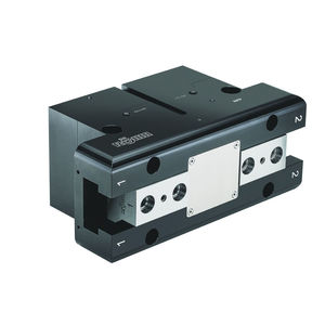 hydraulic gripper