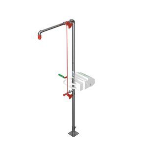 floor-standing safety shower 1