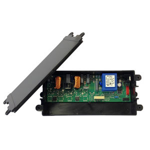 built-in speed regulator