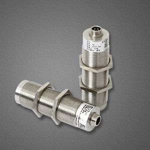 ultrasonic level transmitter / for liquids / 4-20 mA / compact