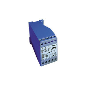 universal signal isolator-converter