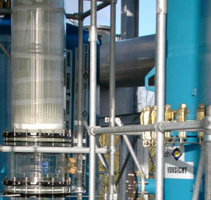 laboratory distillation unit