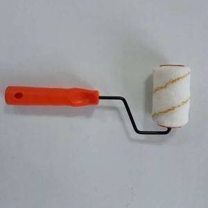 paint brush with plastic handle