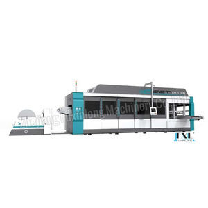 roll-fed thermoforming machine