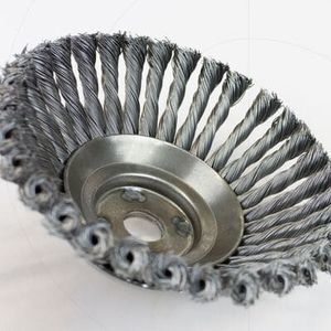 knotted wheel brush