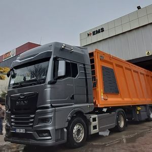 semi-trailer with waste compactor