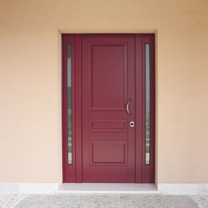 swing door