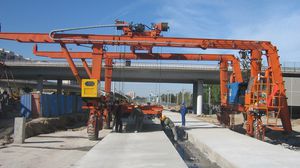 板坯处理跨架载体
