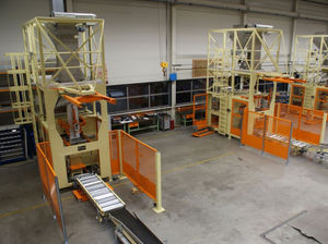 roll-fed form-fill-seal machine