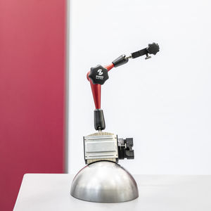 magnetic stand 1