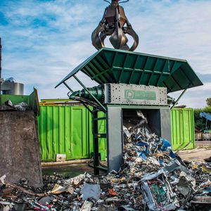 waste crusher-shredder