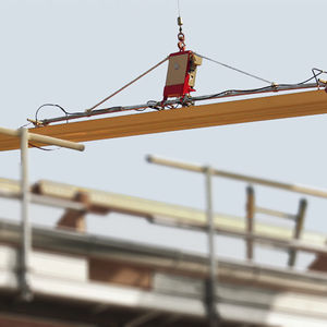 vacuum lifting device for the construction industry