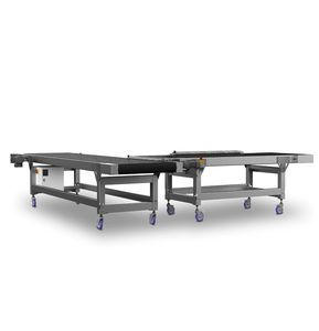 flat sheet metal conveyor system