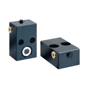 hydraulic clamping head
