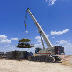履带式起重机