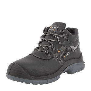 Outdoor activity safety shoes