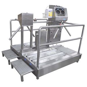 water jet cleaning system