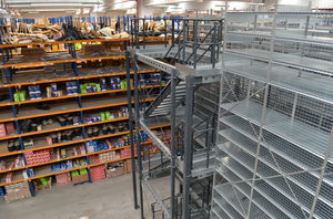 industrial mezzanine with racking system / for pallets / for industrial flooring