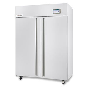 vertical freezer