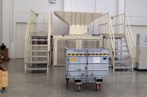 four-shaft shredder