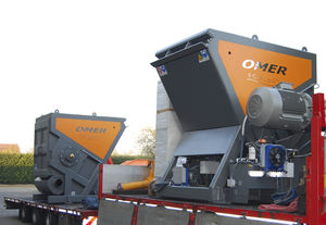 wood shredder / for cardboard / paper / solid & bulk waste