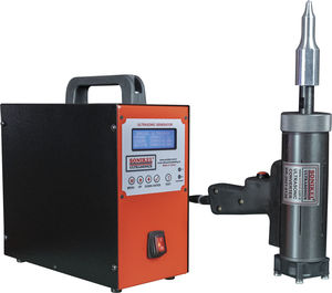ultrasonic welding machine