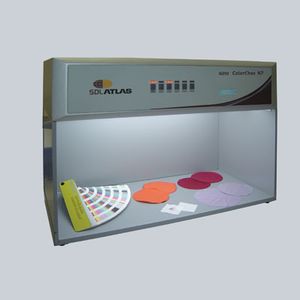 color viewing booth