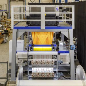 velvet weaving machine