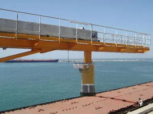 ship loader