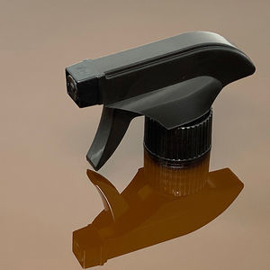 trigger spray bottle capping head 1