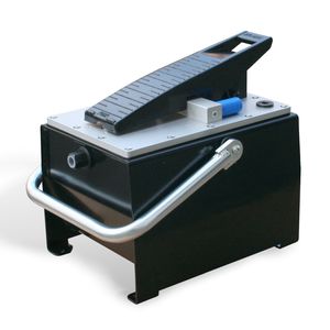 hydro-pneumatic hydraulic pump