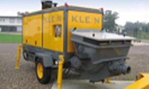 拖车安装的混凝土泵