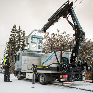crane truck 1