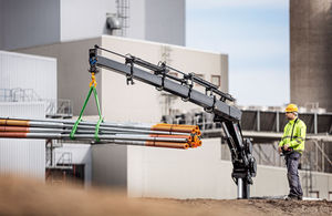 truck-mounted crane