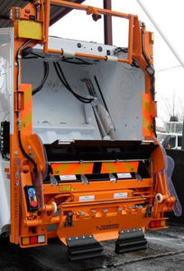 hydraulic lifting system / bin / for heavy loads