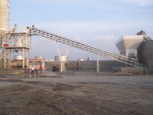 stationary concrete batching plant / compact